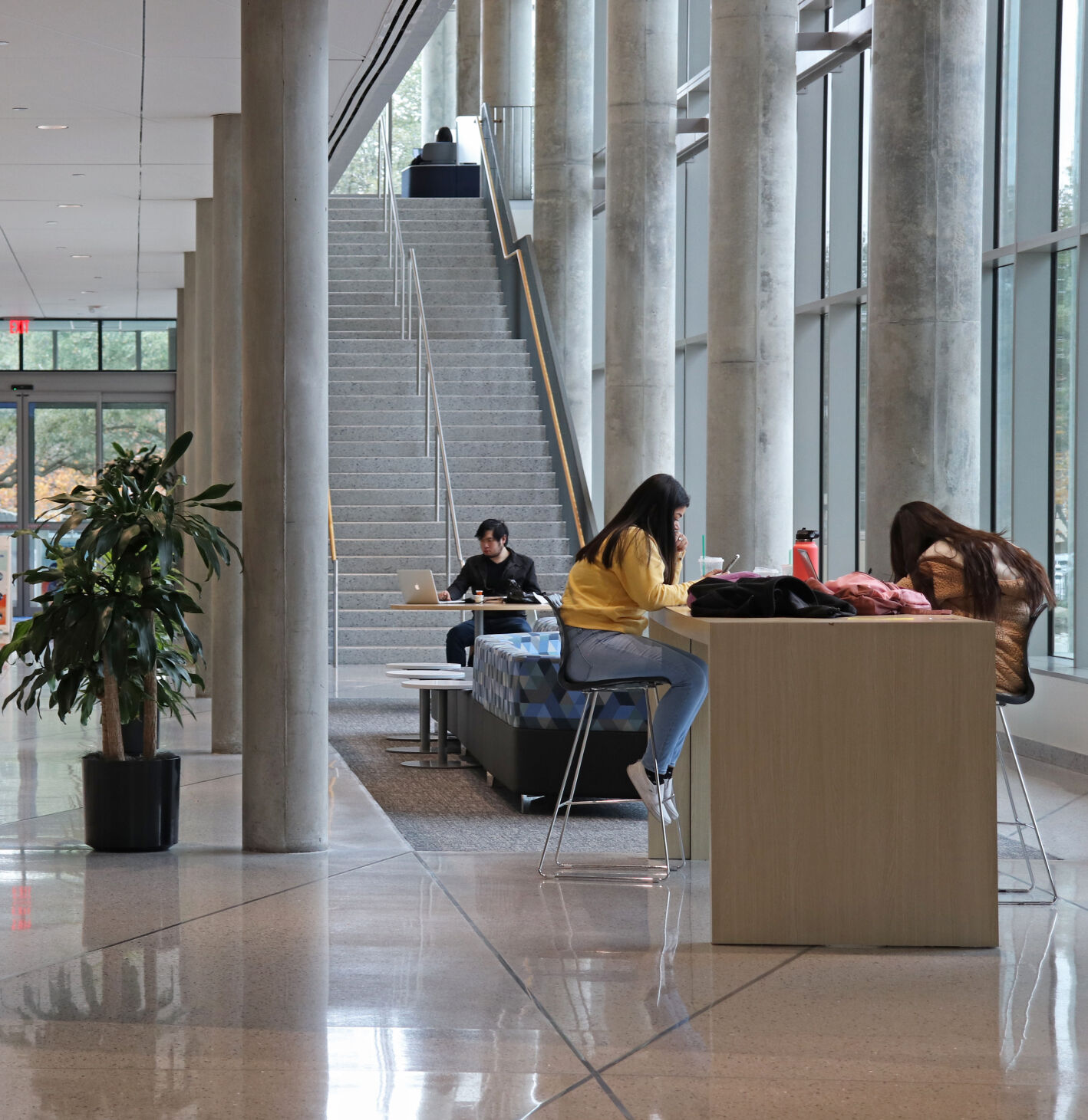 Photos: UTA campus comes back to life as students return for the first time since Thanksgiving break